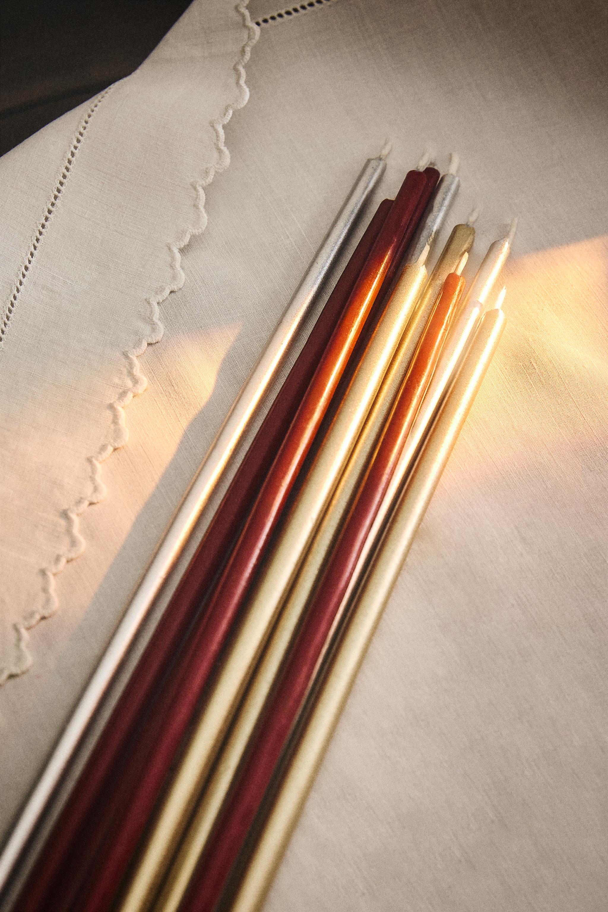 SET OF LONG MULTICOLORED CHRISTMAS CANDLES (SET OF 15)