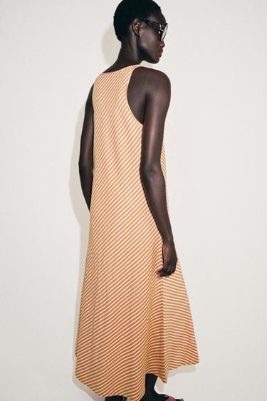 ROBE LONGUE RAYURES - Imprimée de Zara - Image 2