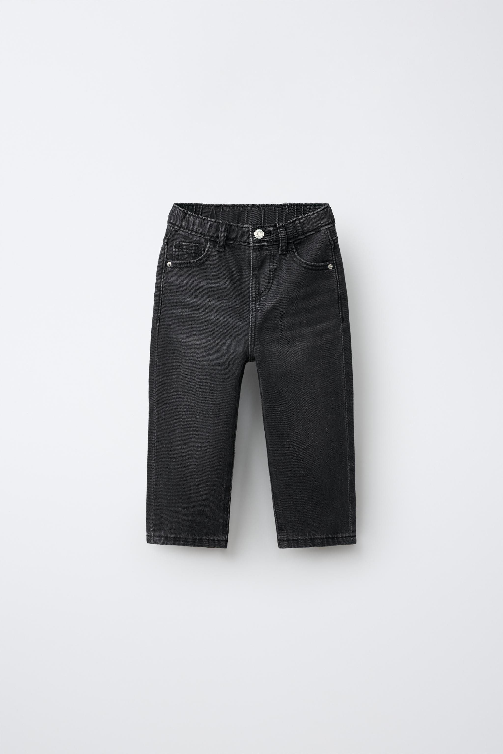 STRAIGHT JEANS — Black