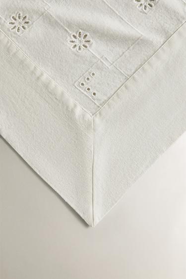 TABLECLOTH WITH CUTWORK EMBROIDERY - White by Zara - Image 2