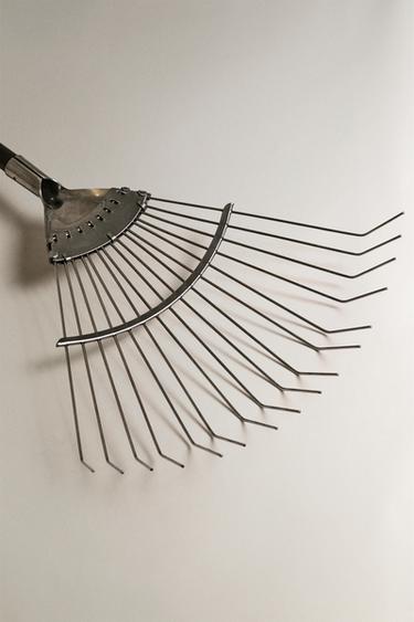 RÂTEAU DE JARDIN MANCHE EN BOIS - Marron foncé de Zara - Image 1