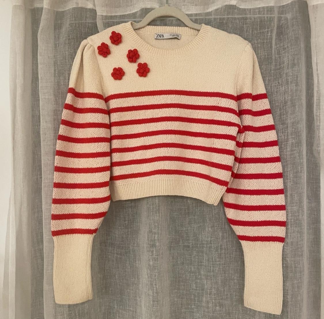 KNIT SWEATER WITH STRIPES