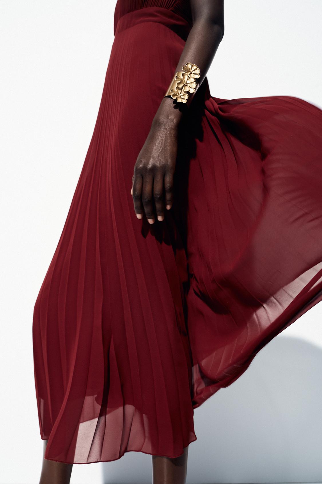 PLEATED MIDI DRESS