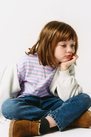 T-SHIRT ÀS RISCAS COM CORAÇÃO BORDADO - Azul-pastel da Zara