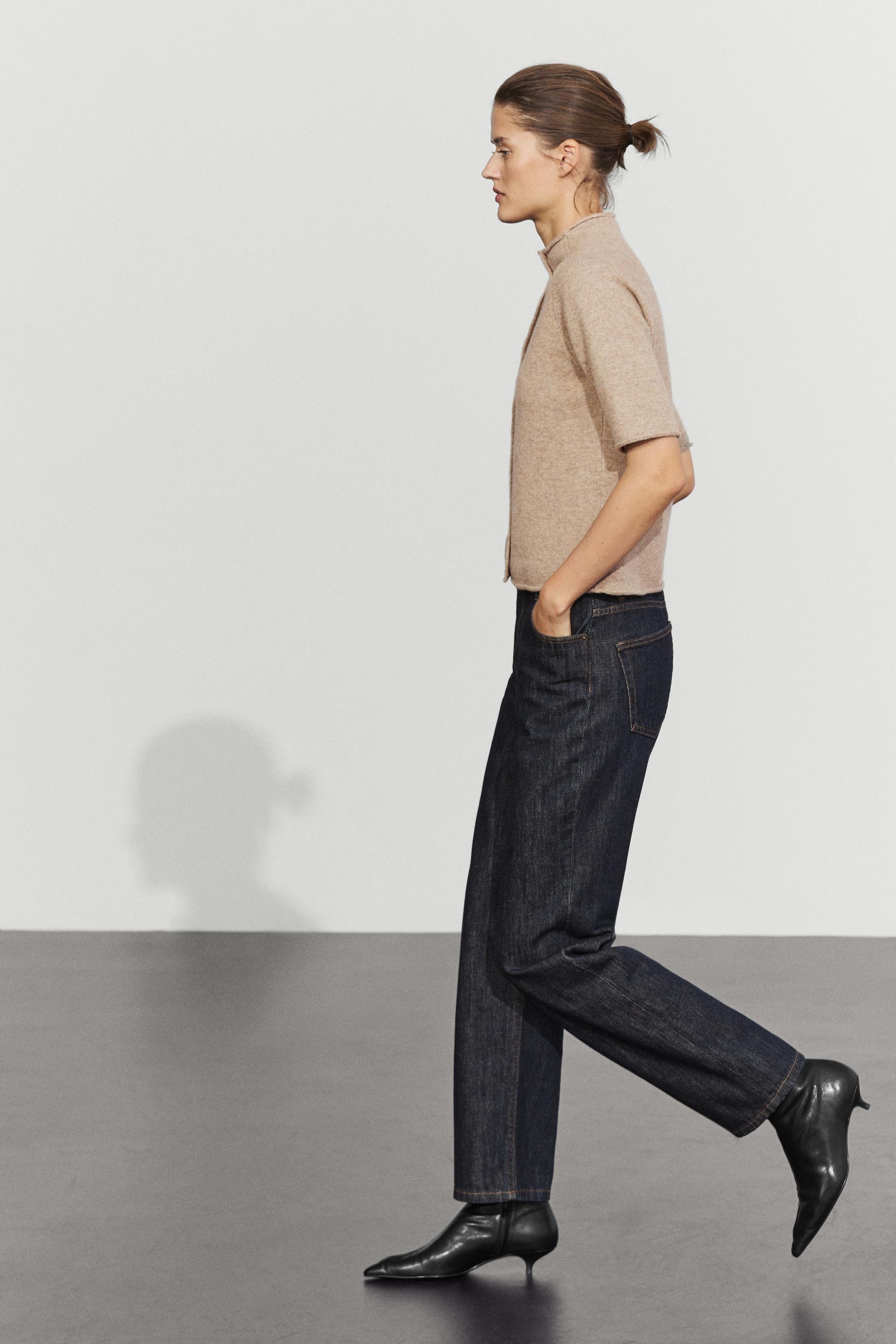 100% wool funnel neck knit cardigan