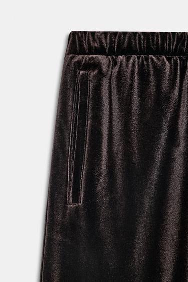 WIDE-LEG VELVET TROUSERS - Dark brown by Zara