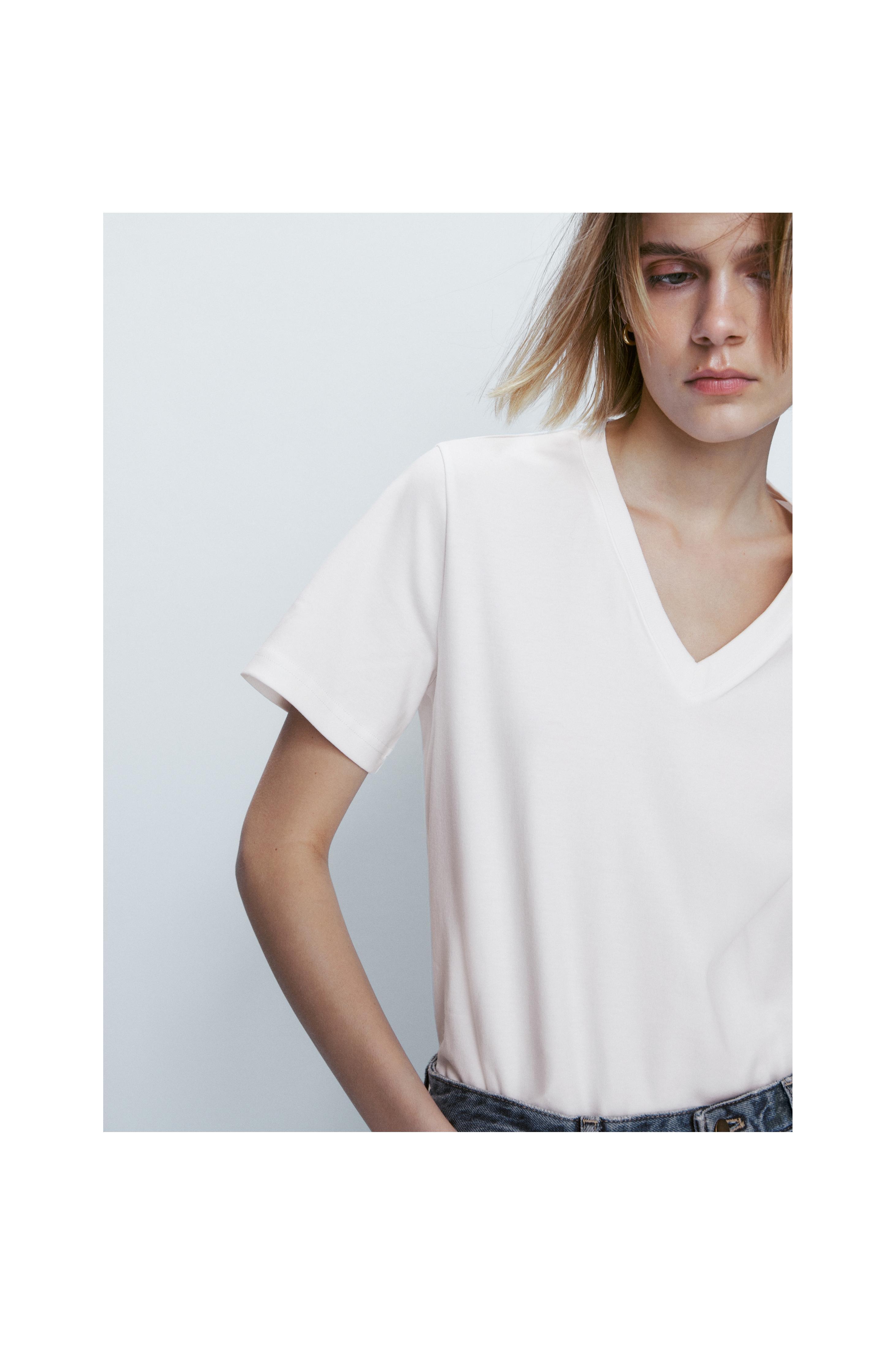 Cotton V-neck T-shirt