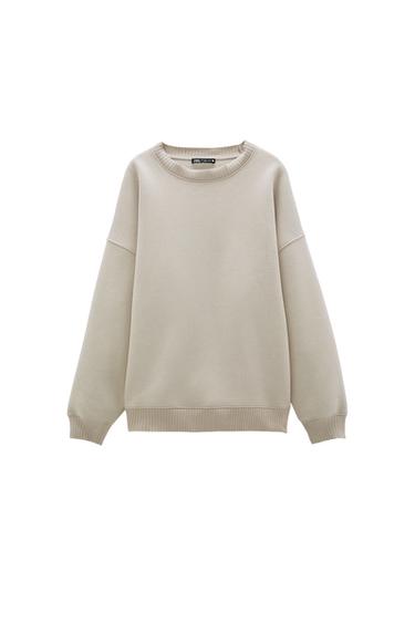 OVERSIZED PLUSH SWEATSHIRT