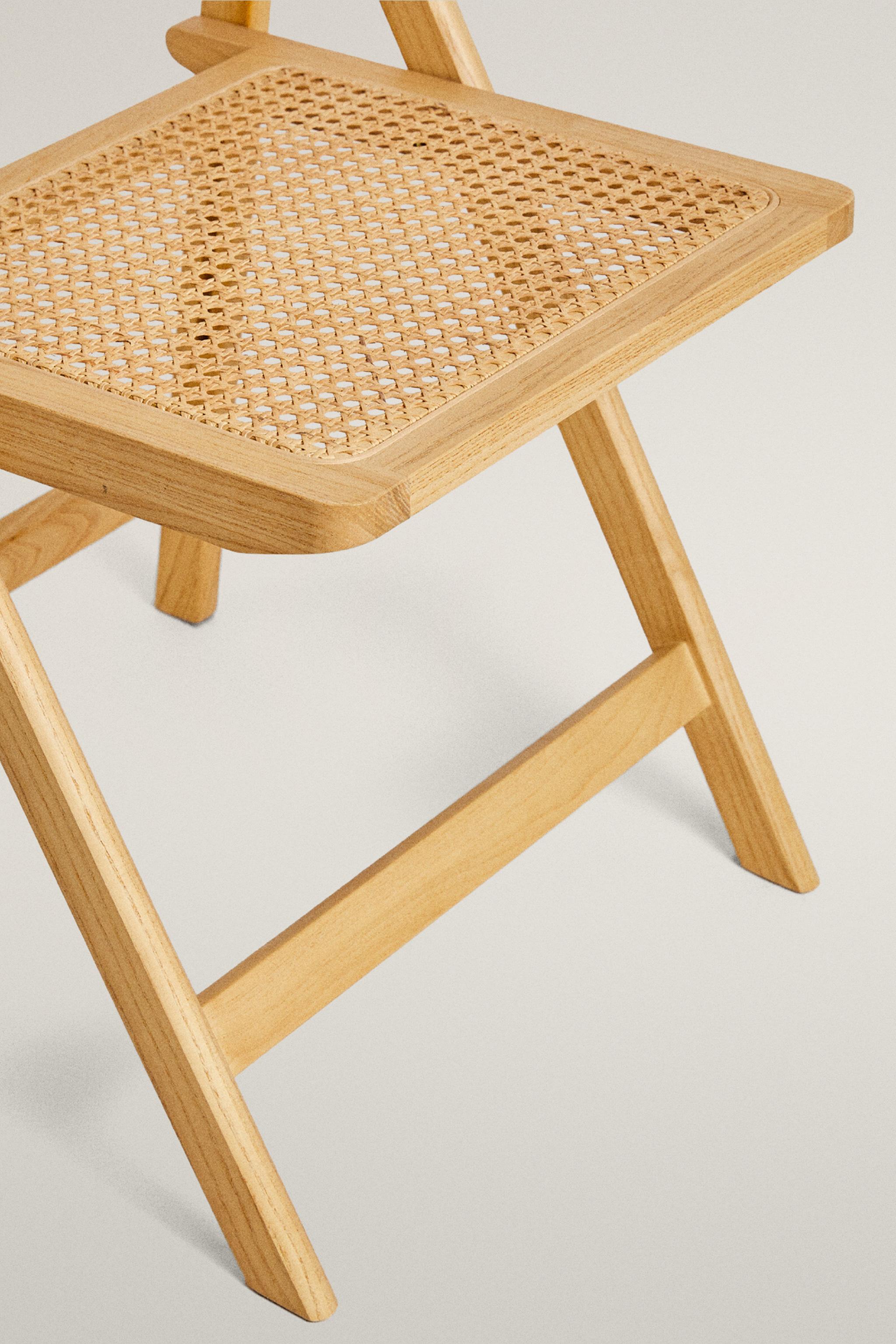RATTAN AND WOOD FOLDING CHAIR - Light beige | ZARA United States