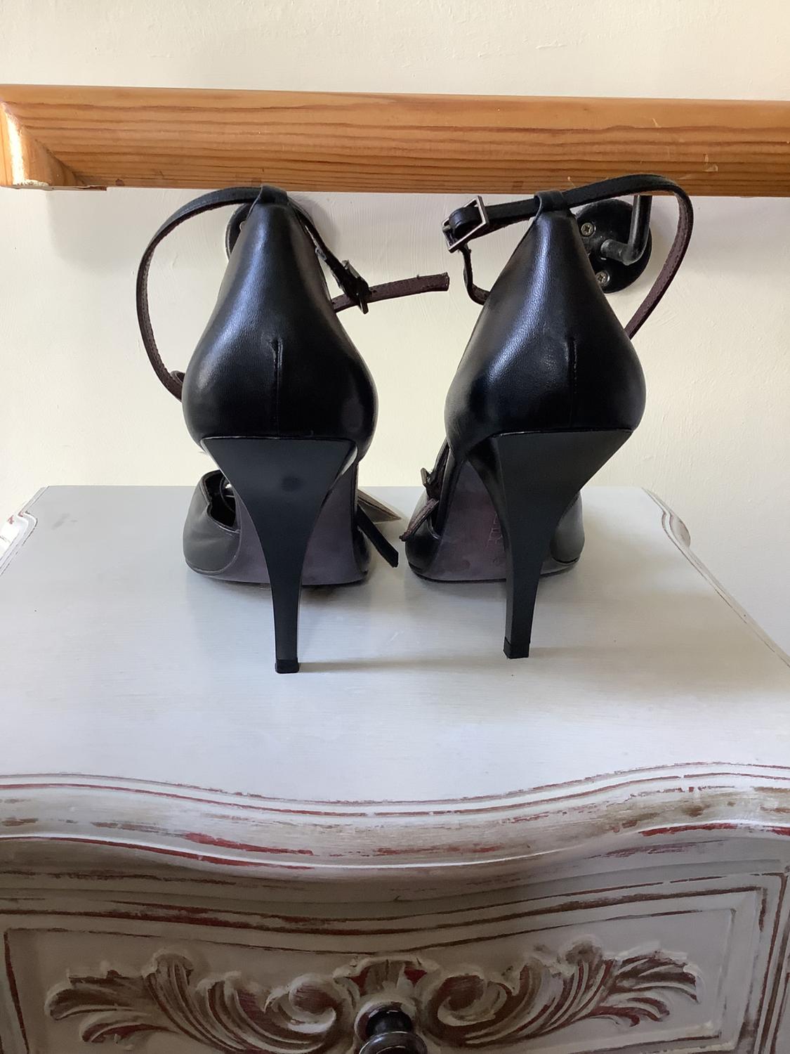 ZARA LEATHER HEELS, NEW, SIZE 39. - Image 4