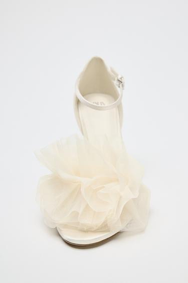 SATIN-EFFECT FLOWER SANDALS LIMITED EDITION - Ecru by Zara - Image 4