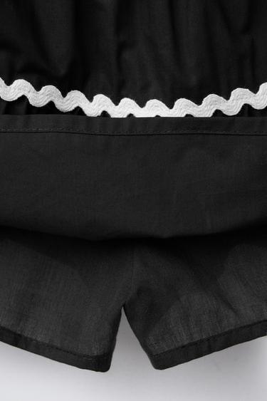 JUPE-SHORT EN POPELINE À ONDULATIONS - Noir de Zara - Image 3
