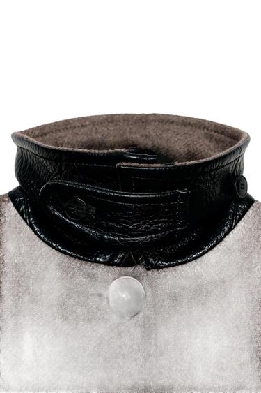 WOOL CAPE COAT WITH CONTRAST COLLAR - Dark mink by Zara