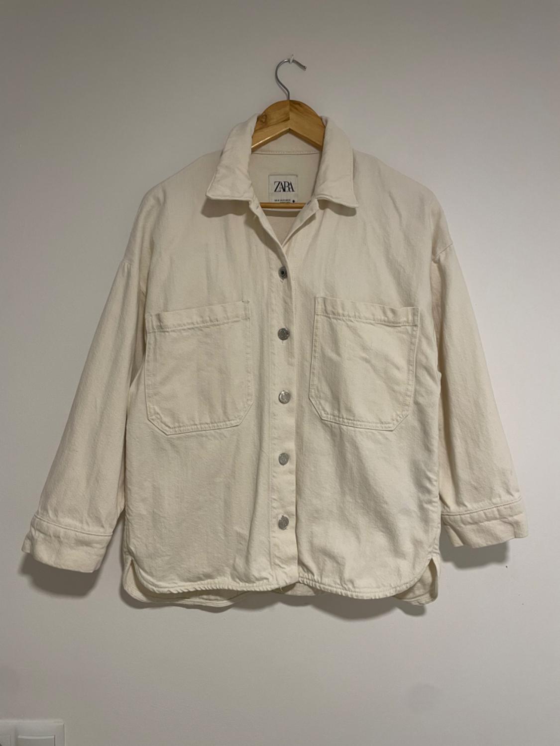 OVERSIZED SHIRT WITH POCKETS