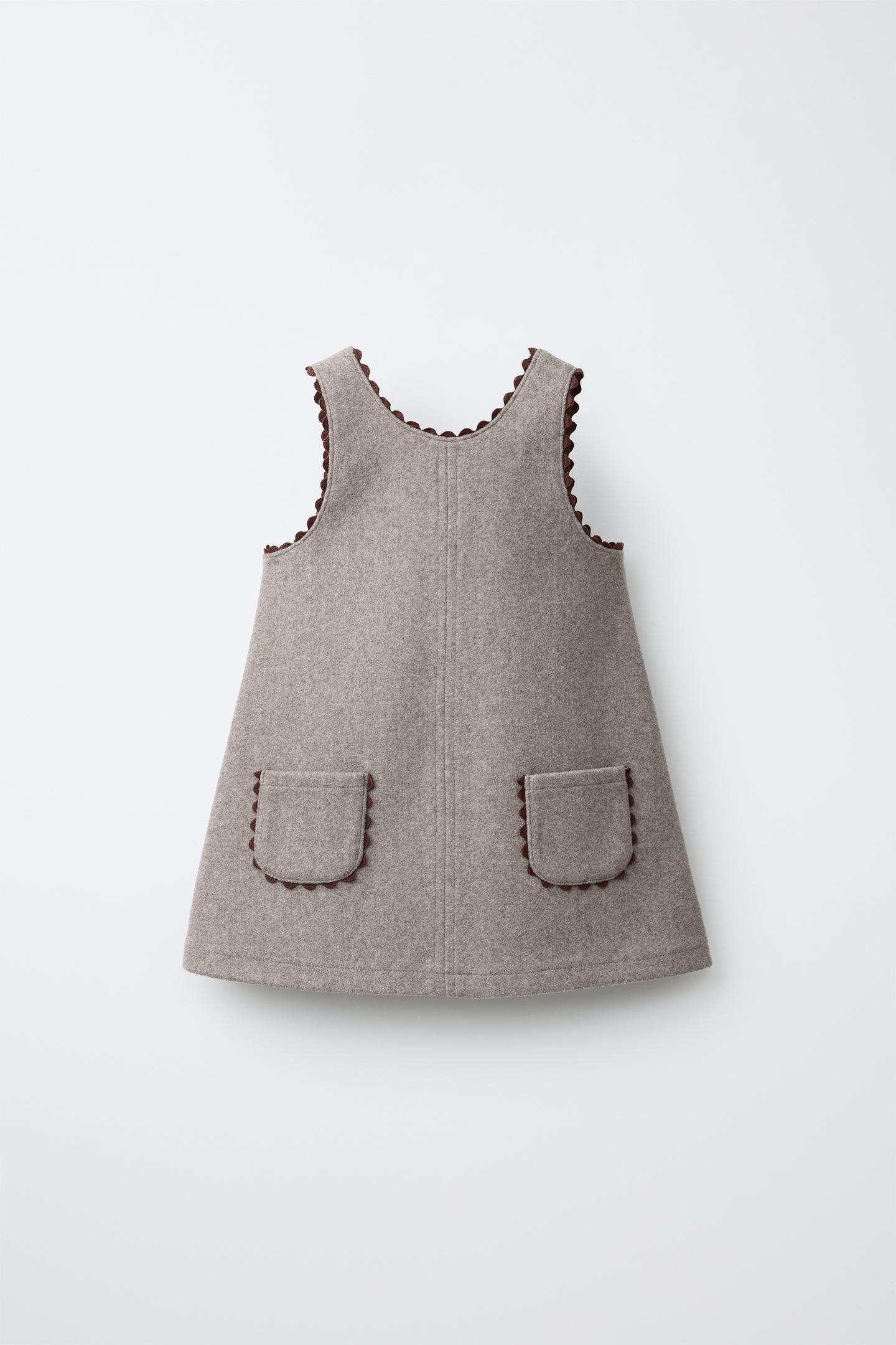 Детское платье Zara Wave Trim Pinafore, цвет: Песочный — фото 1