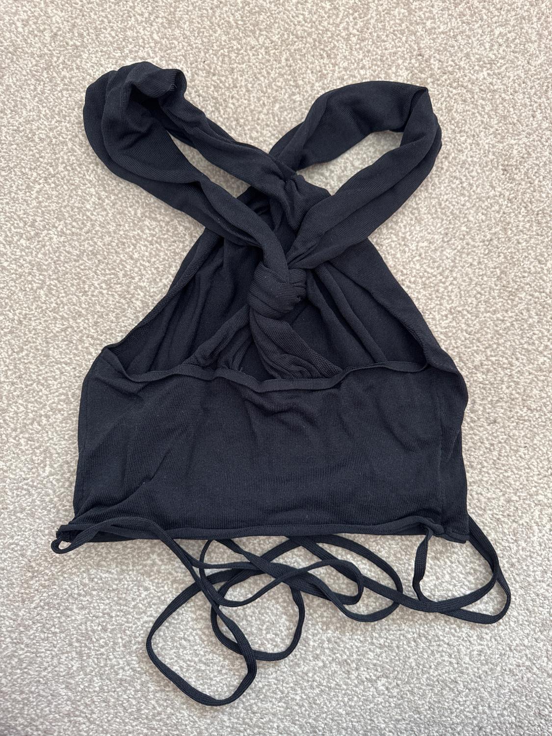 KNIT CROP HALTER TOP - Image 2