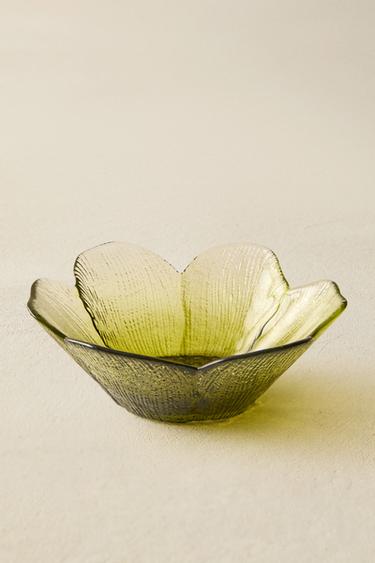 GLASS BOWL WITH RAISED FLORAL DESIGN - Green by Zara