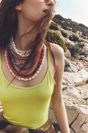 RAISED FLOWER EARRINGS - Golden by Zara - Image 0