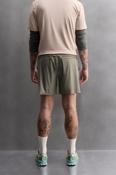 SHORT LÉGER PERFORÉ - Sable de Zara - Image 2
