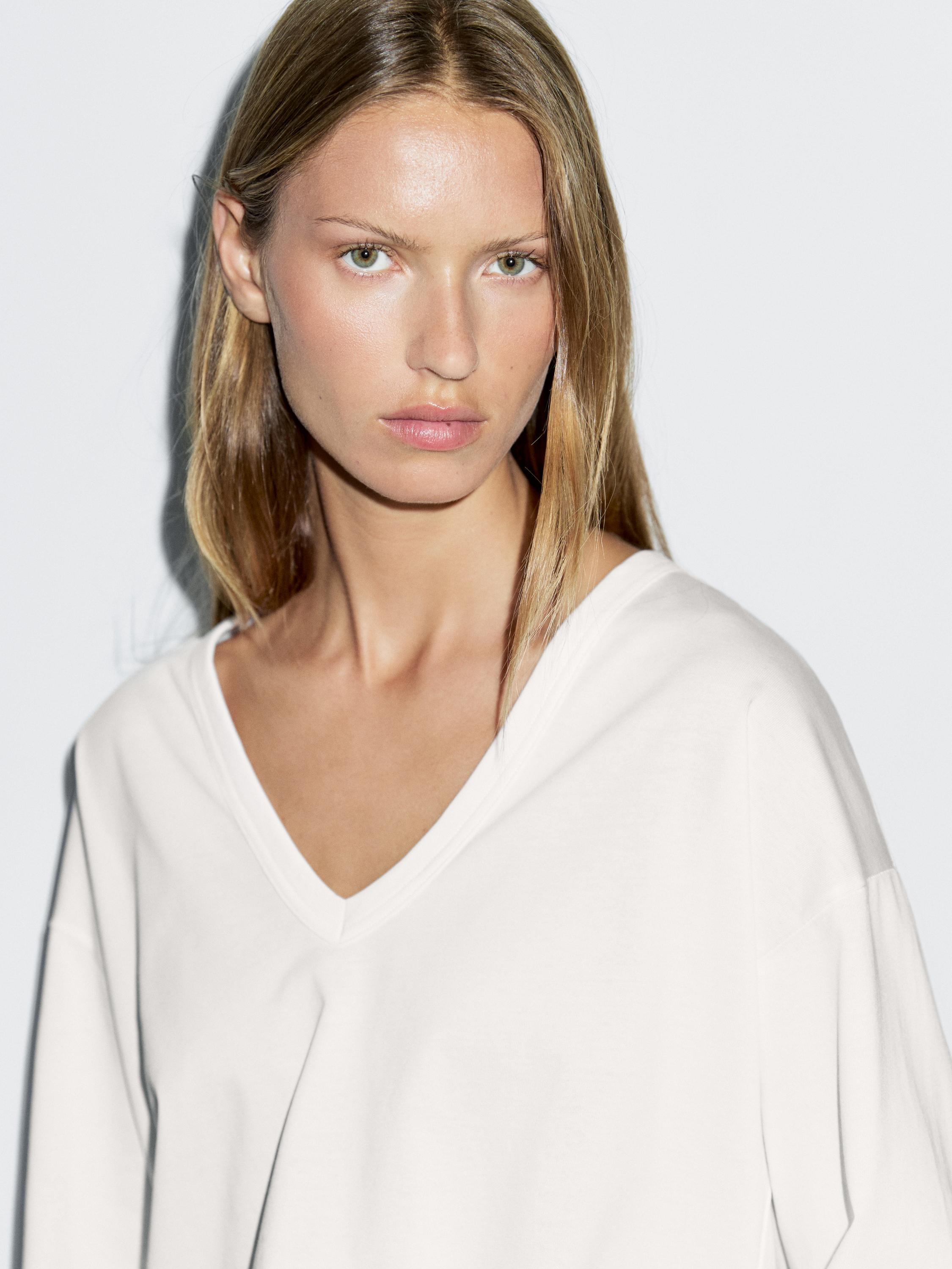 T-shirt col en V oversize