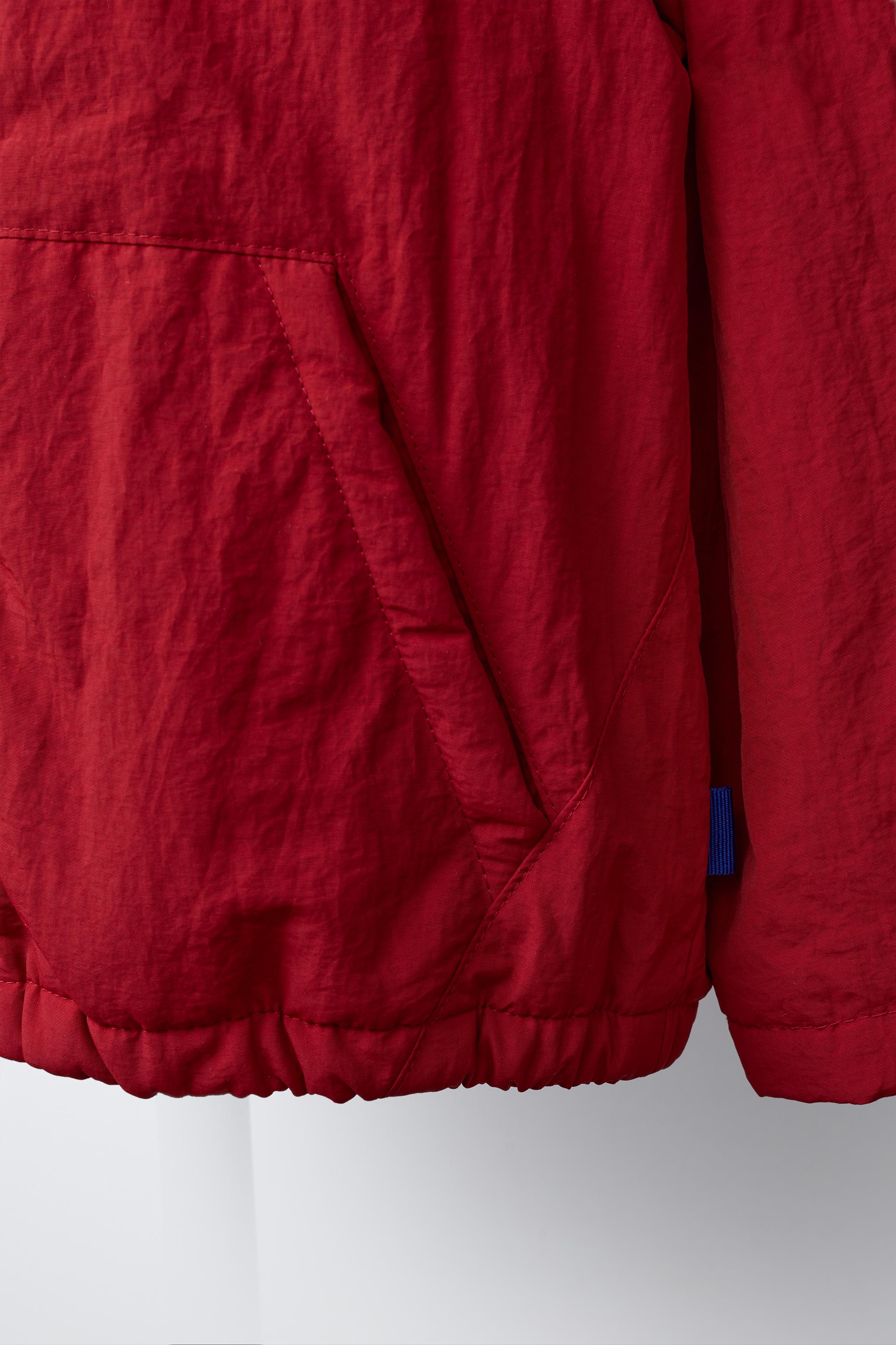 BLOUSON REMBOURRÉ À CAPUCHE
