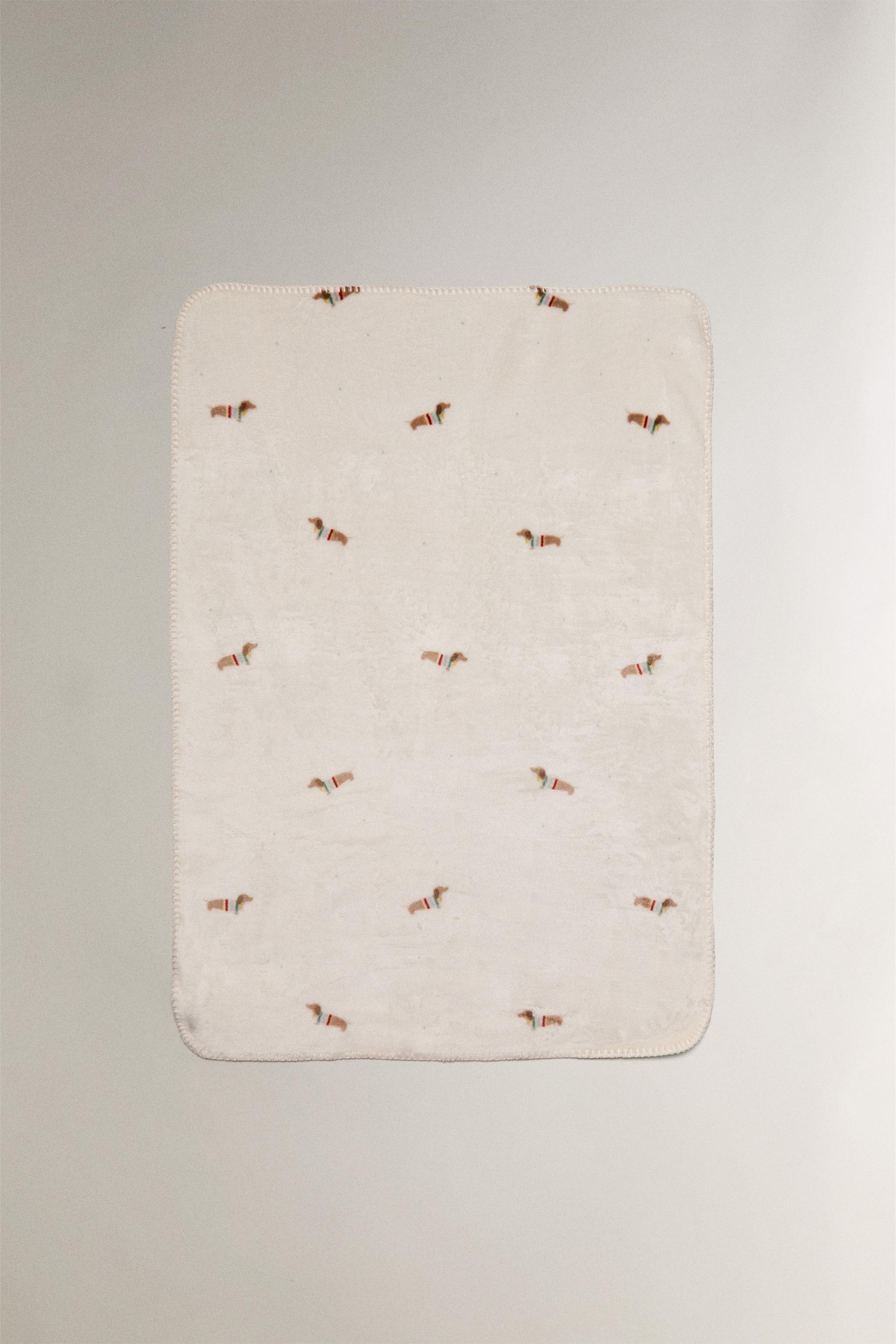 Zara BABY DACHSHUND FLEECE BLANKET