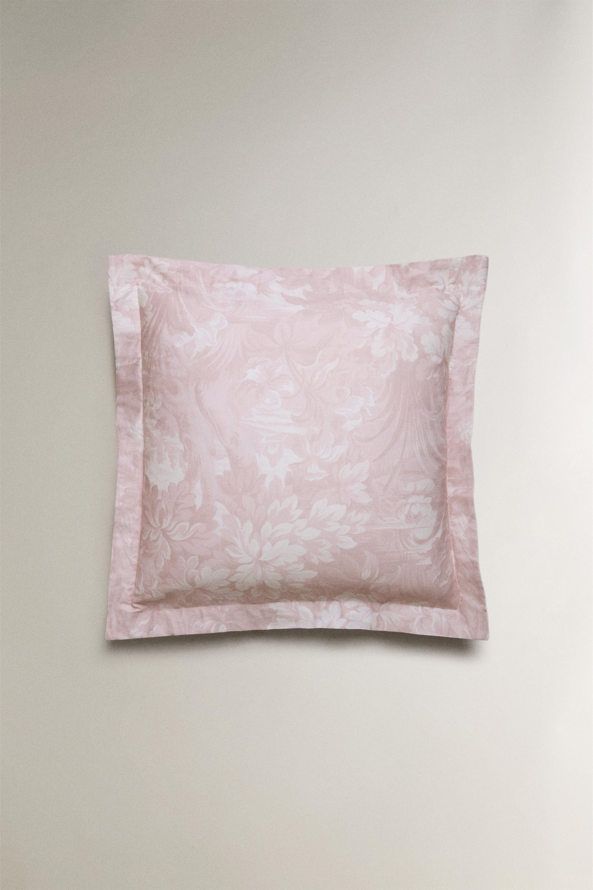 PILLOWCASE WITH FLORAL AND BRANCH PRINT — Light pink