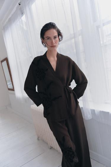 VELVET EMBROIDERY WRAP BLOUSE — Chocolate 2