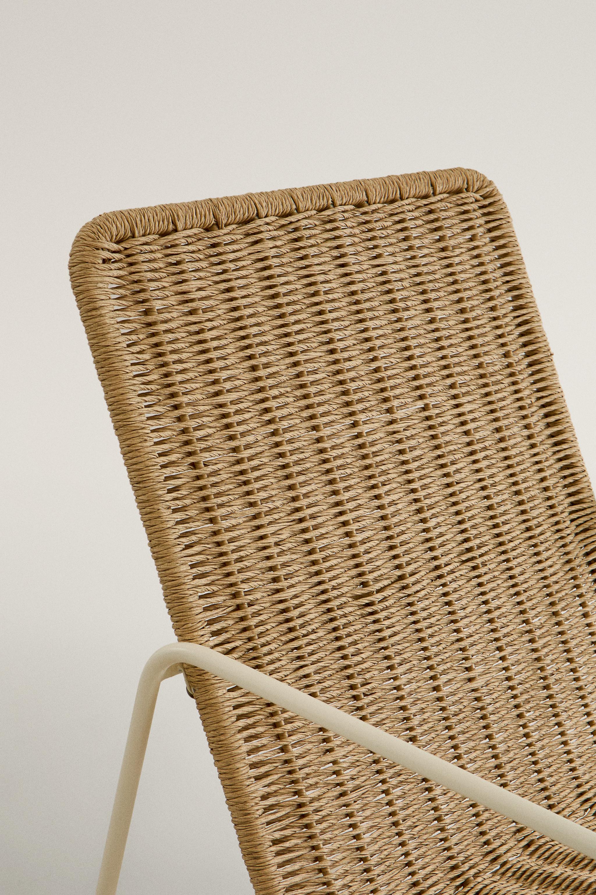 WOVEN OUTDOOR ACCENT CHAIR - Brown / White | ZARA Canada