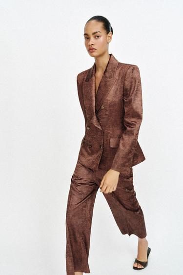 بنطلون كولوت بمظهر مجعد - نحاس by Zara