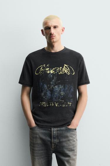 ФУТБОЛКА С ЭФФЕКТОМ ПОТЕРТОСТИ — ЧЕРНЫЙ от Zara