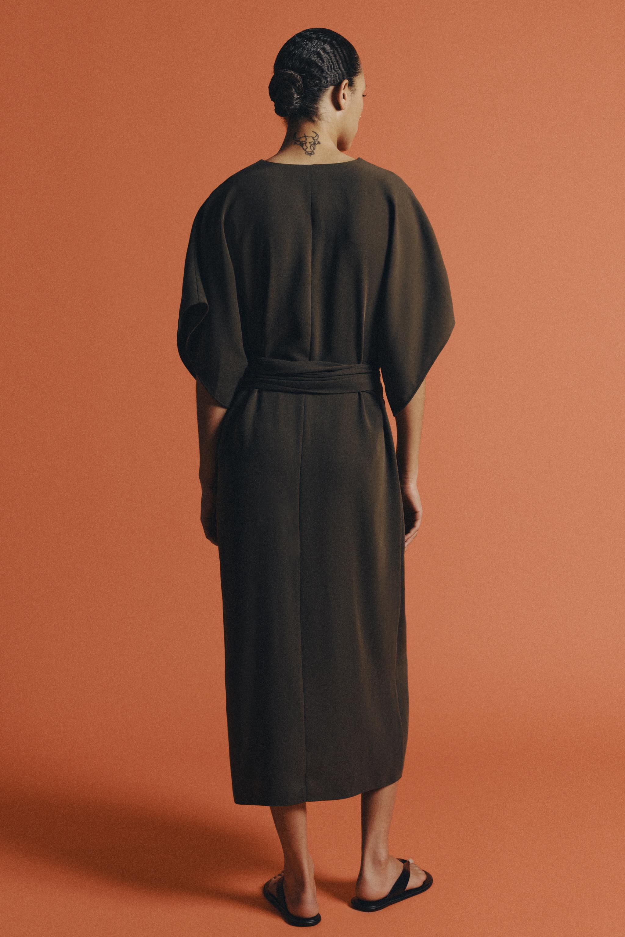 Женские платья Zara ZW COLLECTION MIDI FROG FASTENING DRESS — фото 3