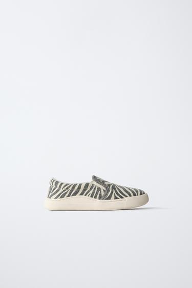 ZEBRA PRINT PLIMSOLLS - White by Zara