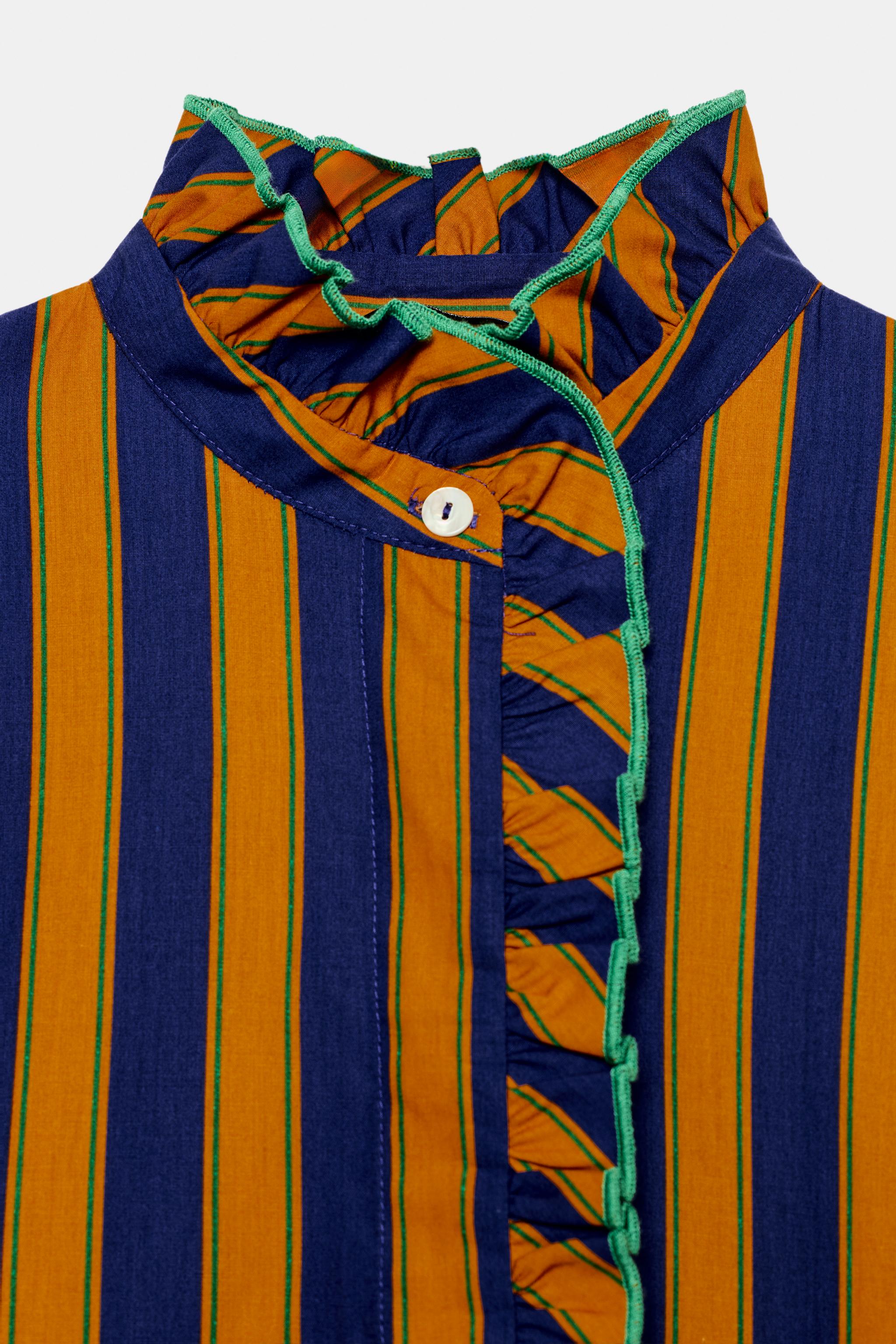 STRIPED RUFFLE BLOUSE