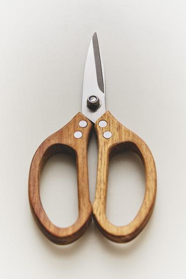 WOODEN KITCHEN SCISSORS - Light beige by Zara