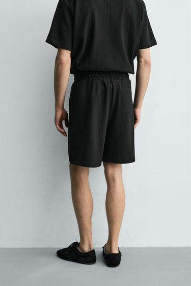 TEXTURED JOGGER BERMUDA SHORTS - Black by Zara - Image 2