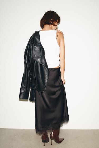 JUPE MIDI SATINÉE DENTELLE - Noir de Zara - Image 2