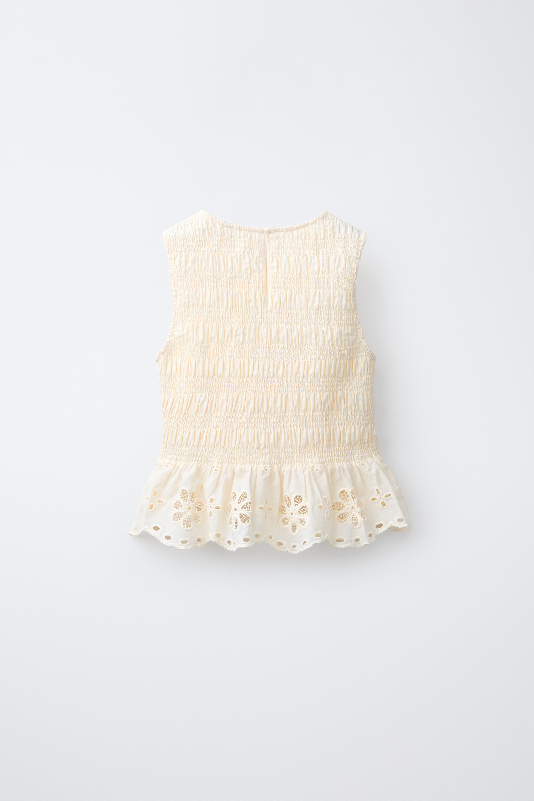 SCHIFFLY ELASTICIZED TOP