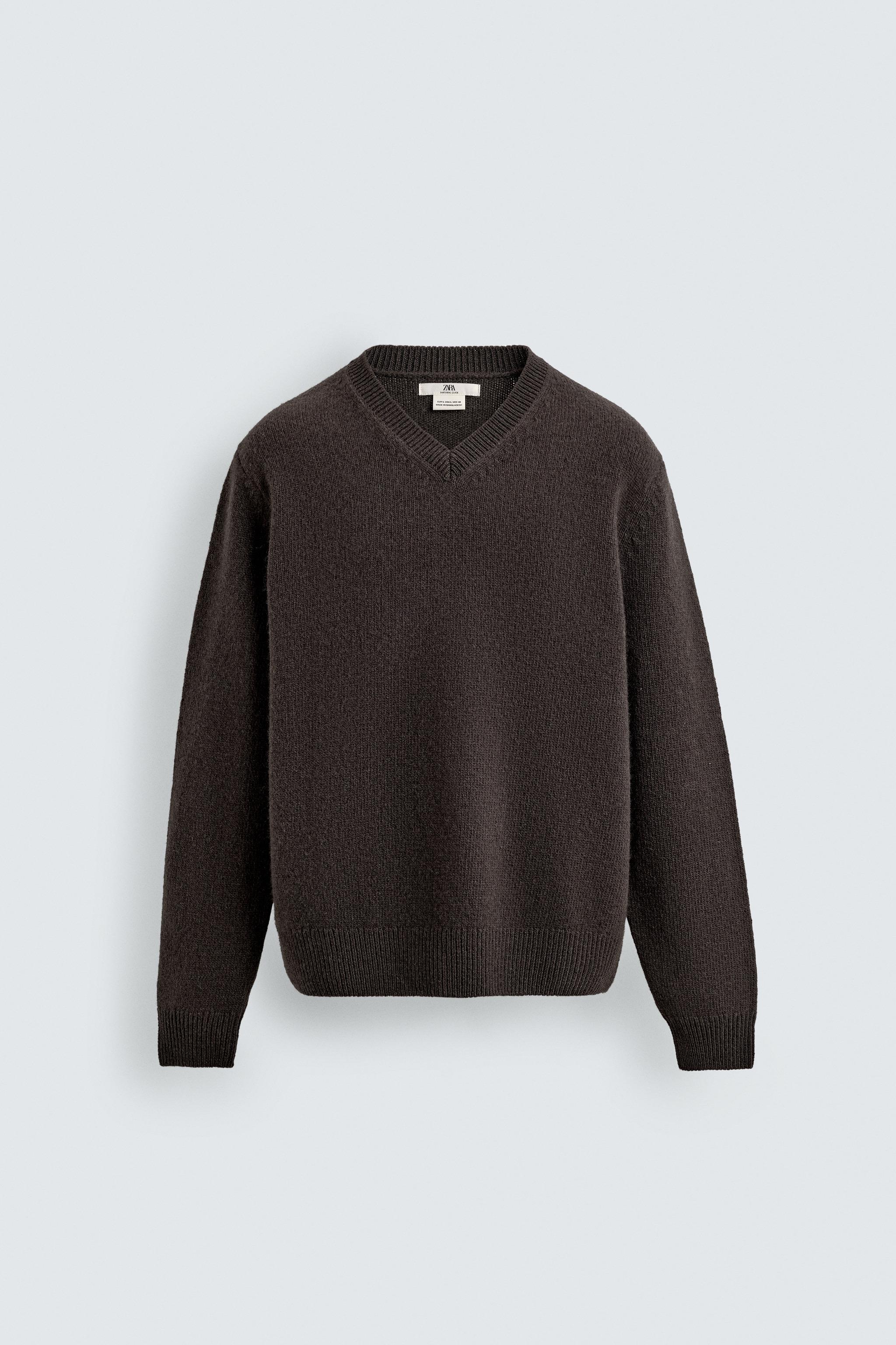 100% WOOL V-NECK JUMPER LIMITED EDITION