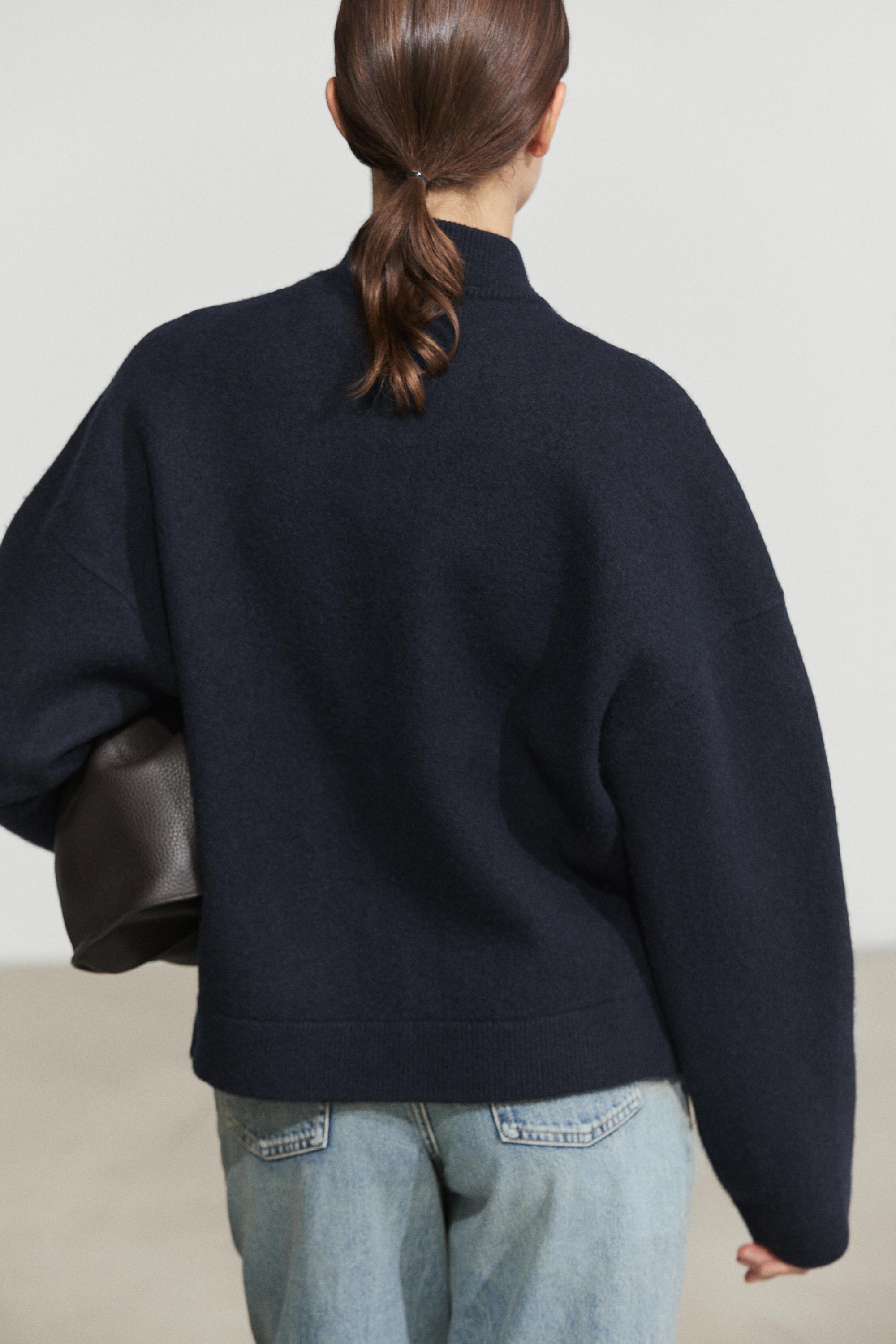 100% wool bomber jacket with pockets