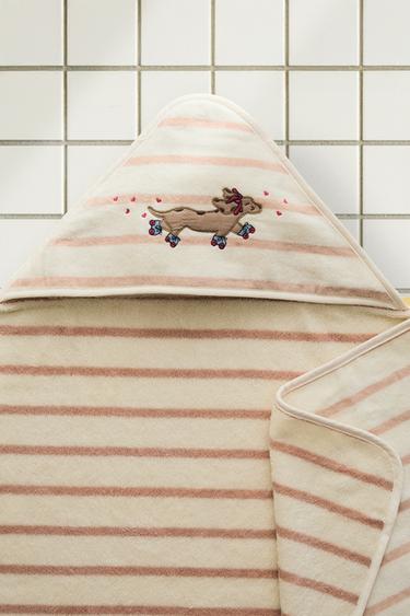 RĘCZNIK KĄPIELOWY DZIECIĘCY Z KAPTUREM PIES NA DESKOROLCE - Różowo-biały Zara