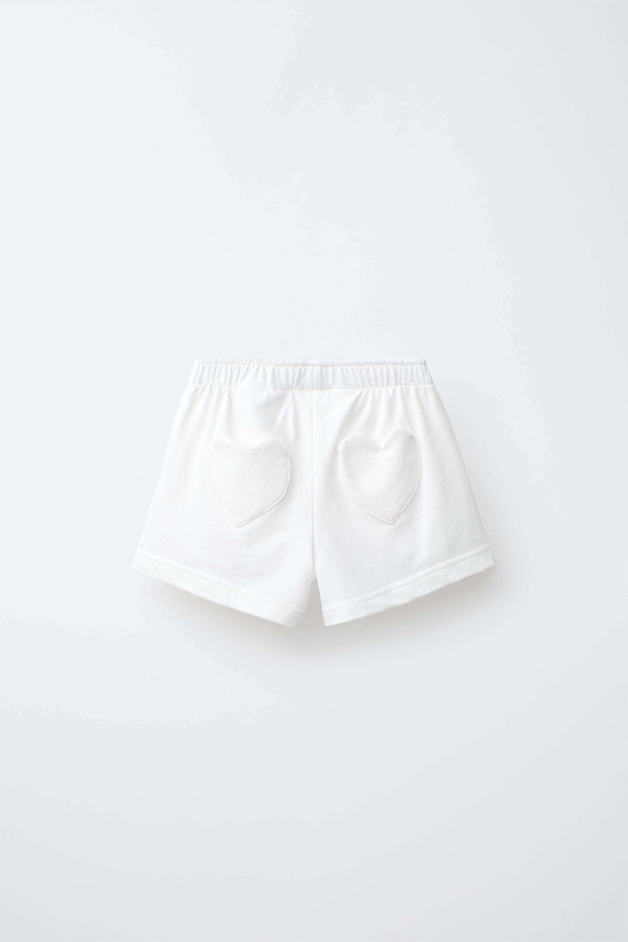 HELLO KITTY AND FRIENDS © SANRIO BERMUDA SHORTS — White