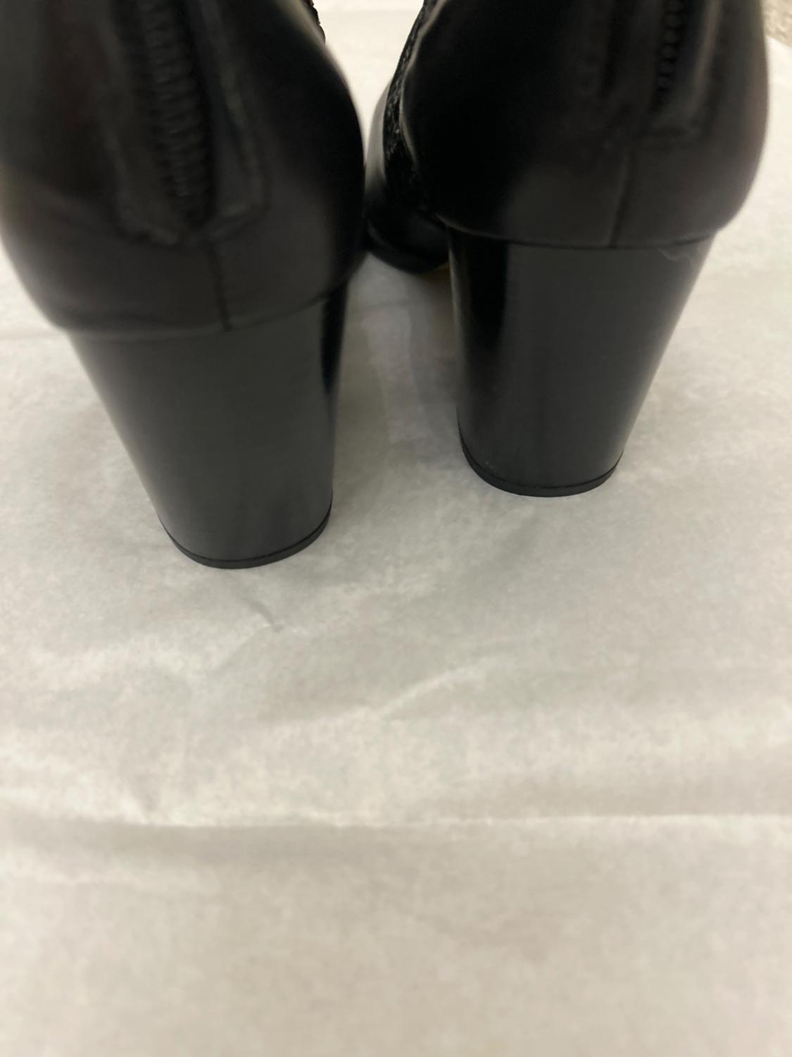 BLACK BRAIDED ANKLE BOOTS - Image 5
