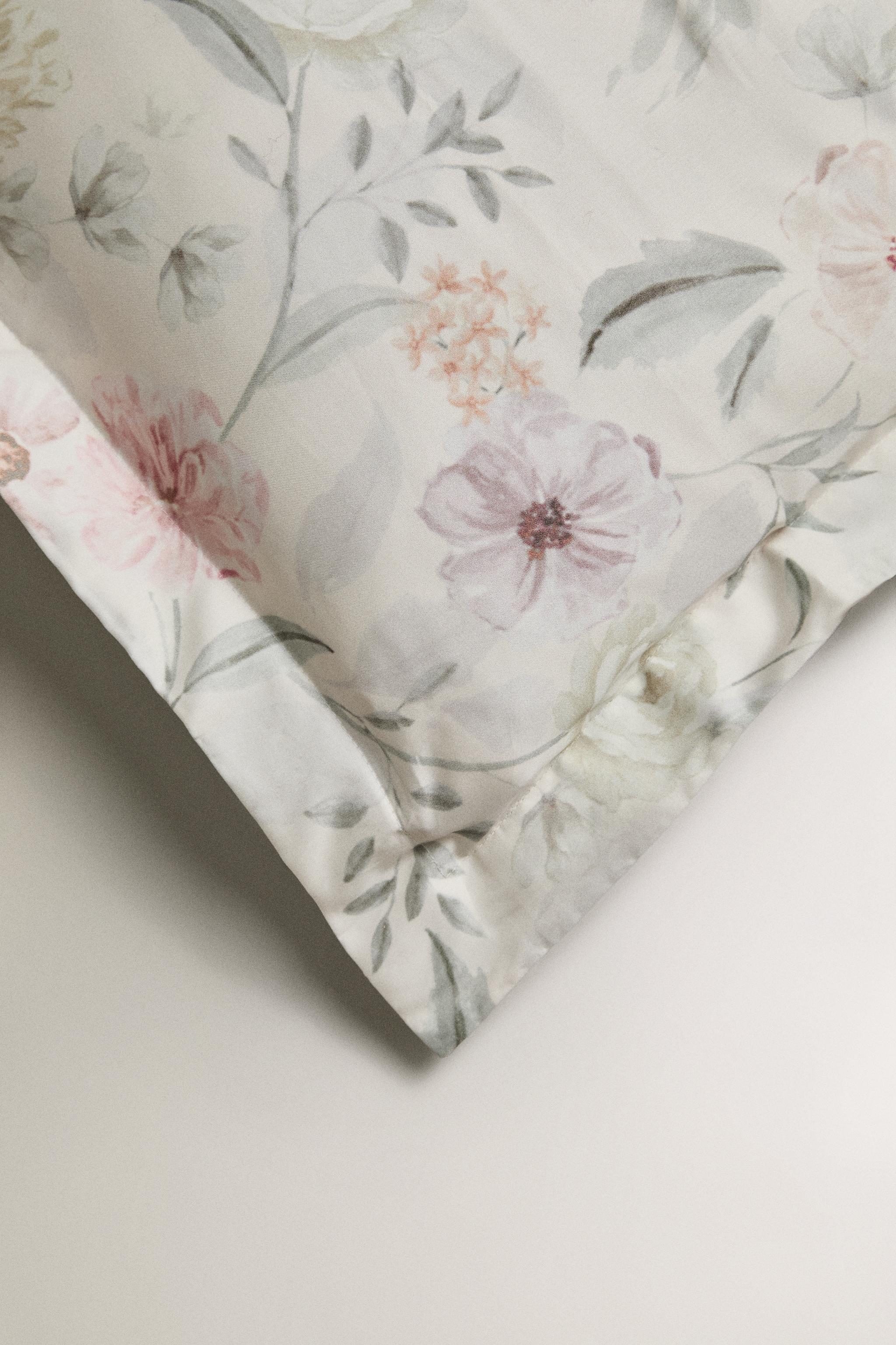 TAIE D’OREILLER SATIN FLEUR