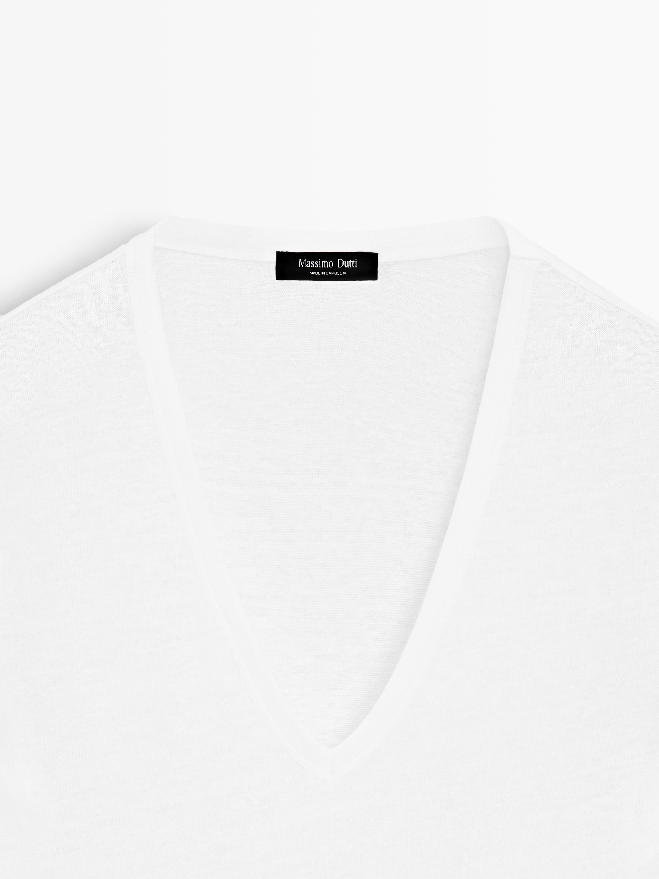 Linen V-neck T-shirt