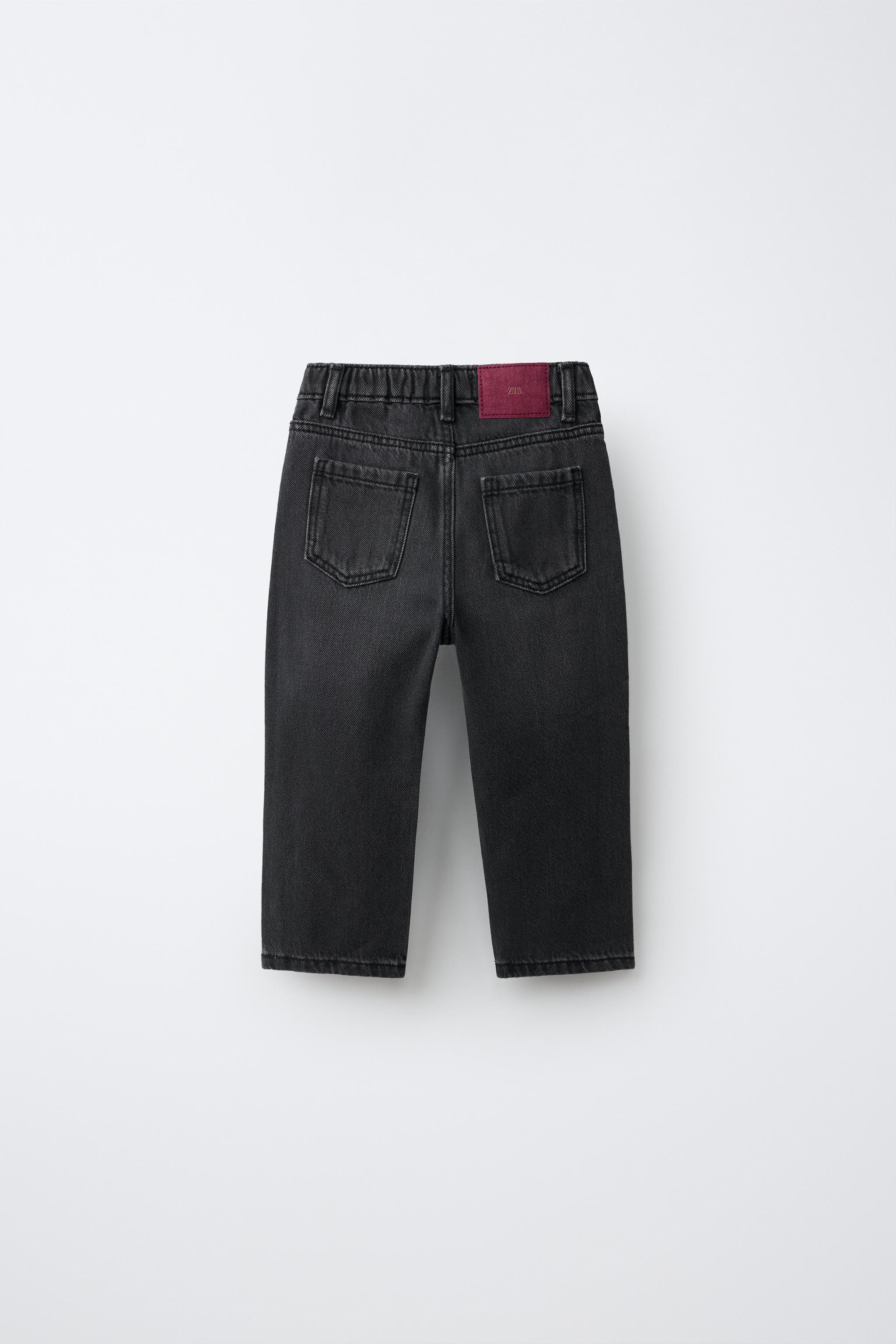 STRAIGHT JEANS