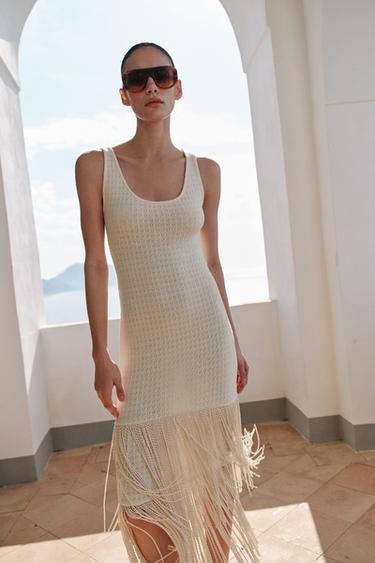 Knitted Dresses Zara White Ribbed Dress Knit Dress For Holidays: Perfect Summer Look Knitted Dresses Zara White Ribbed Dress Knit Dress For Holidays: Perfect Summer Look