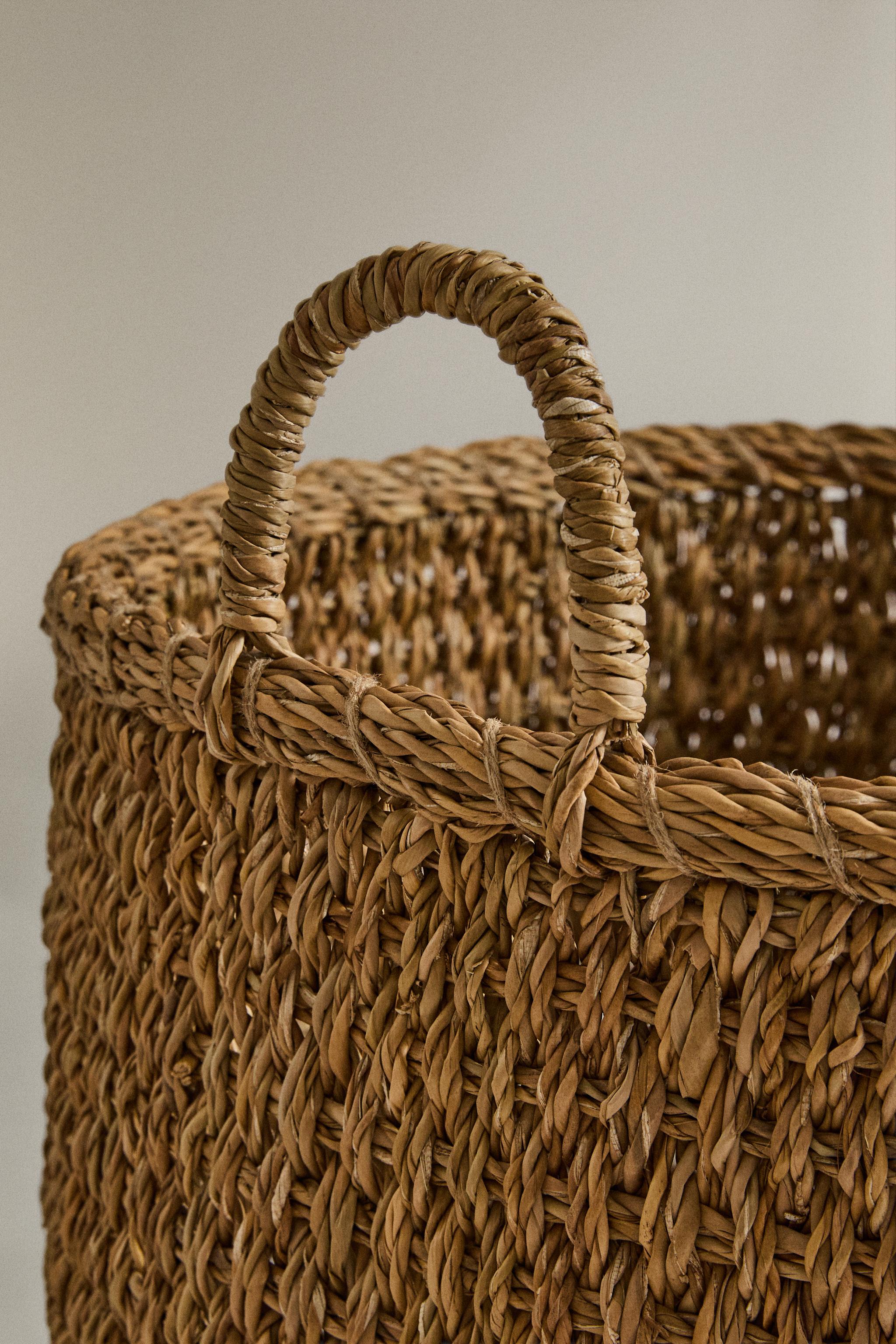 ROUND BASKET