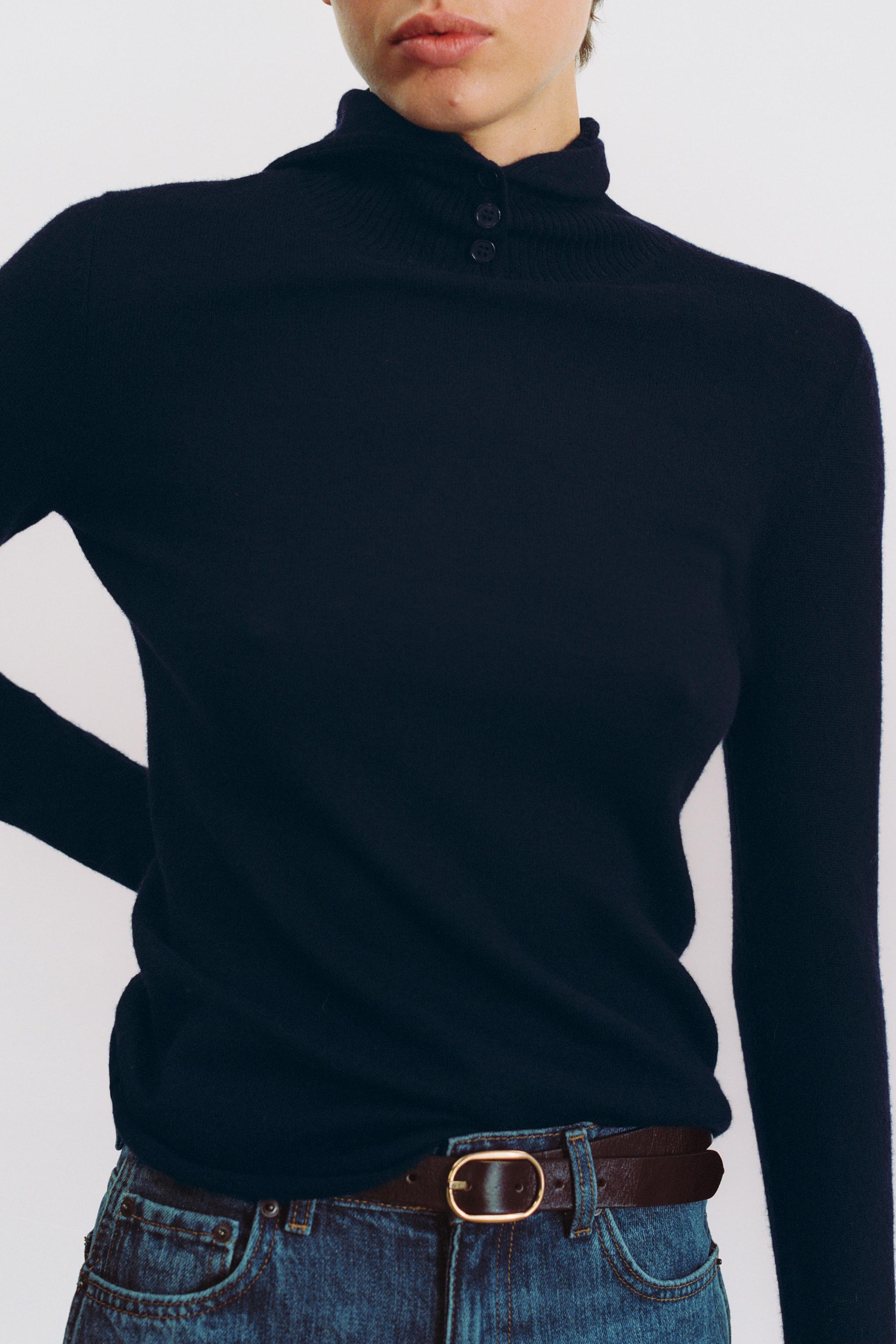 EXTRA-SOFT 100% WOOL hoodie SWEATER - thumbnail 3
