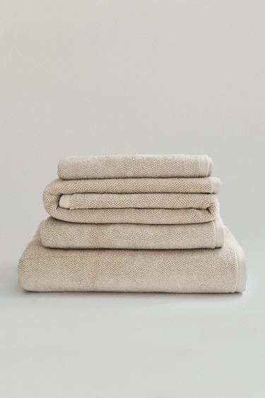 SERVIETTE DE BAIN COTON POINT DE RIZ - Beige de Zara - Image 5
